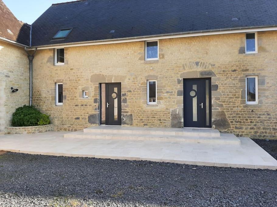 Les Gites Du Val Mandeville-en-Bessin المظهر الخارجي الصورة