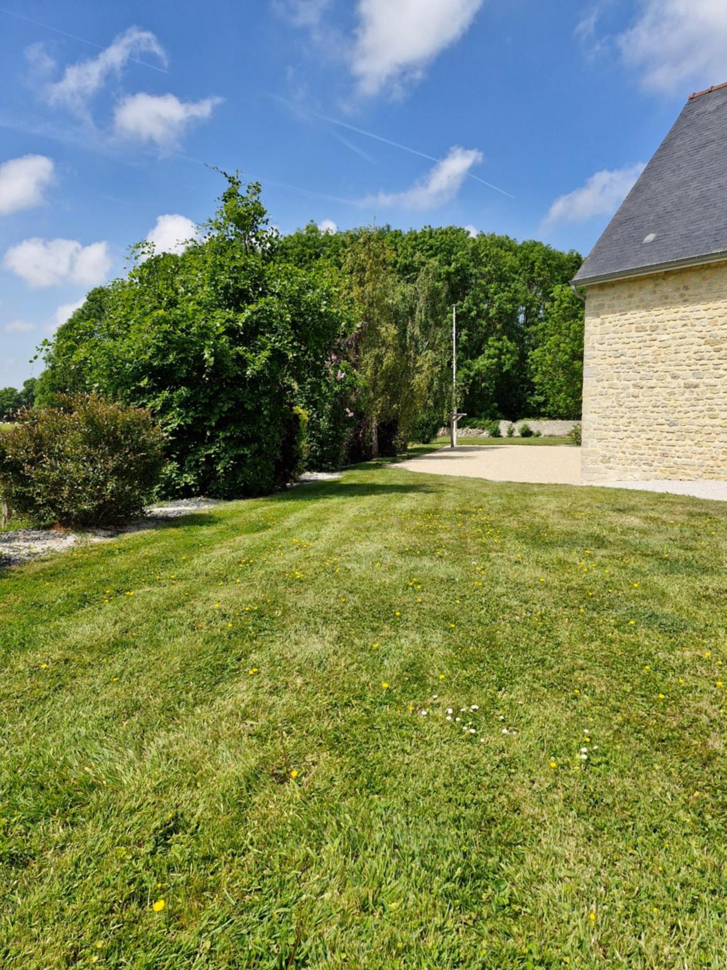 Les Gites Du Val Mandeville-en-Bessin المظهر الخارجي الصورة
